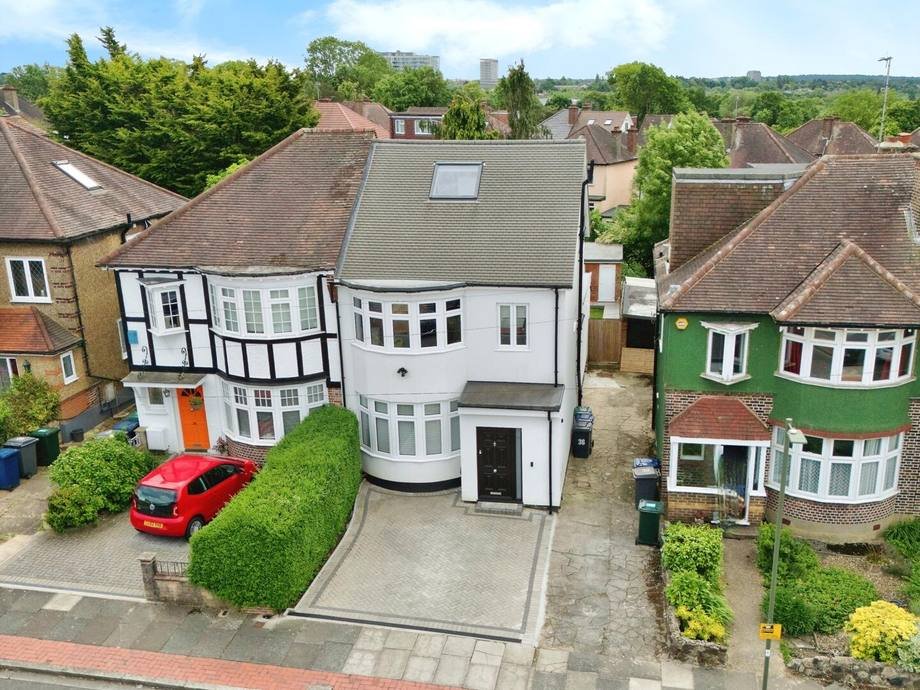 Walfield Avenue, London, N20 9PR — house - semi-detached for sale